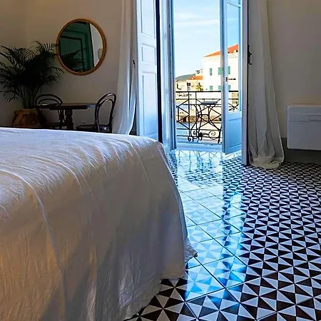 Torre Perrotti - Le Hotel *