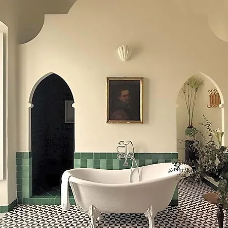 Hotel Torre Perrotti - Le *